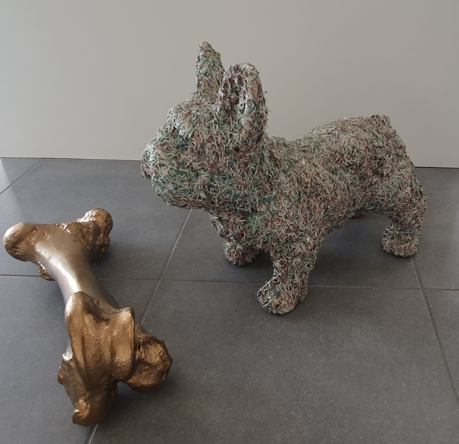Als twee honden vechten om een been...